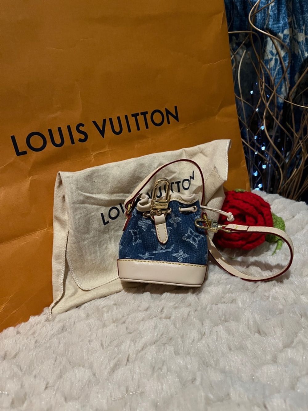 nwt Mini Bucket Bag